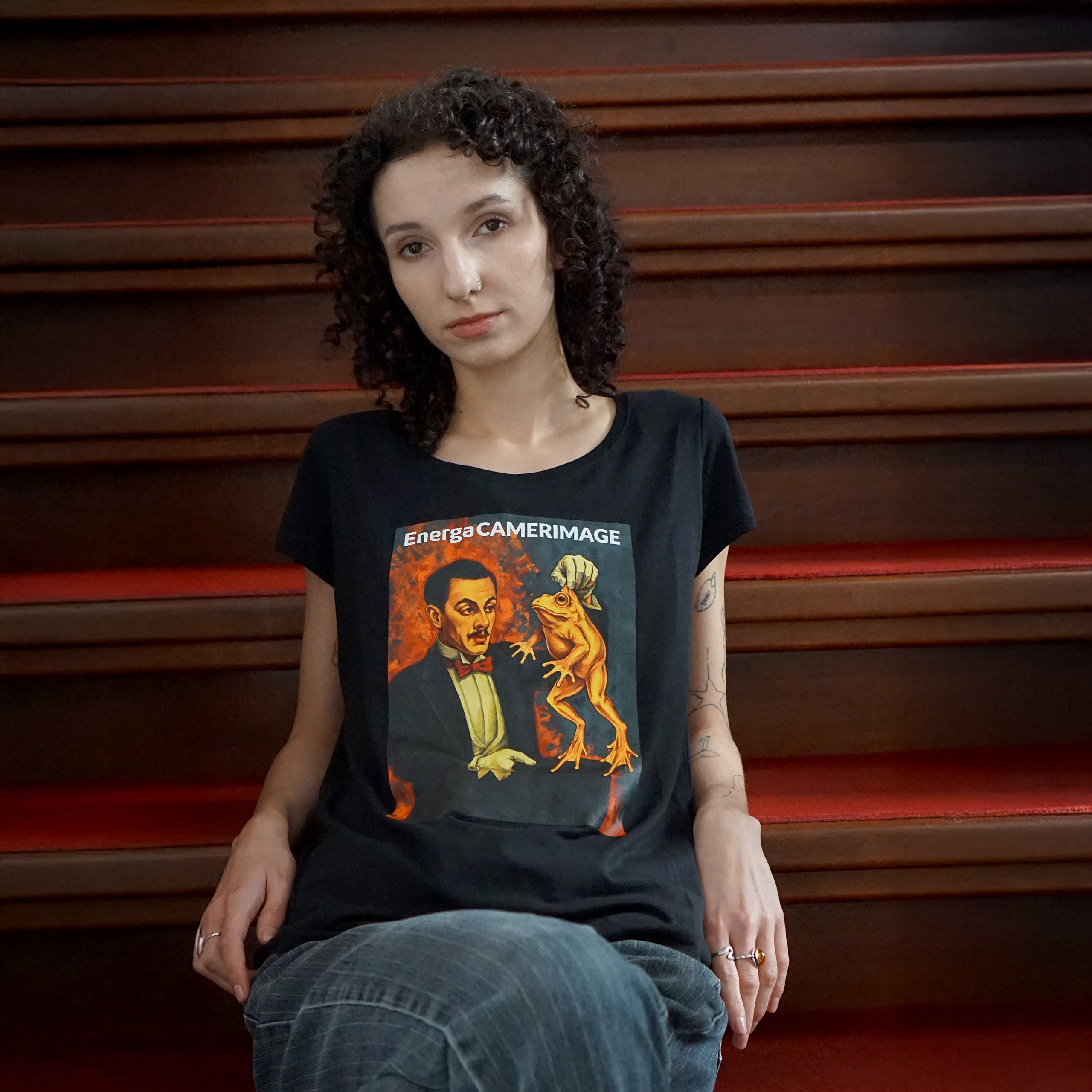 T-SHIRT_MEGAN_2025_02_2560x2560 T-SHIRT_MEGAN_2025_02_2560x2560